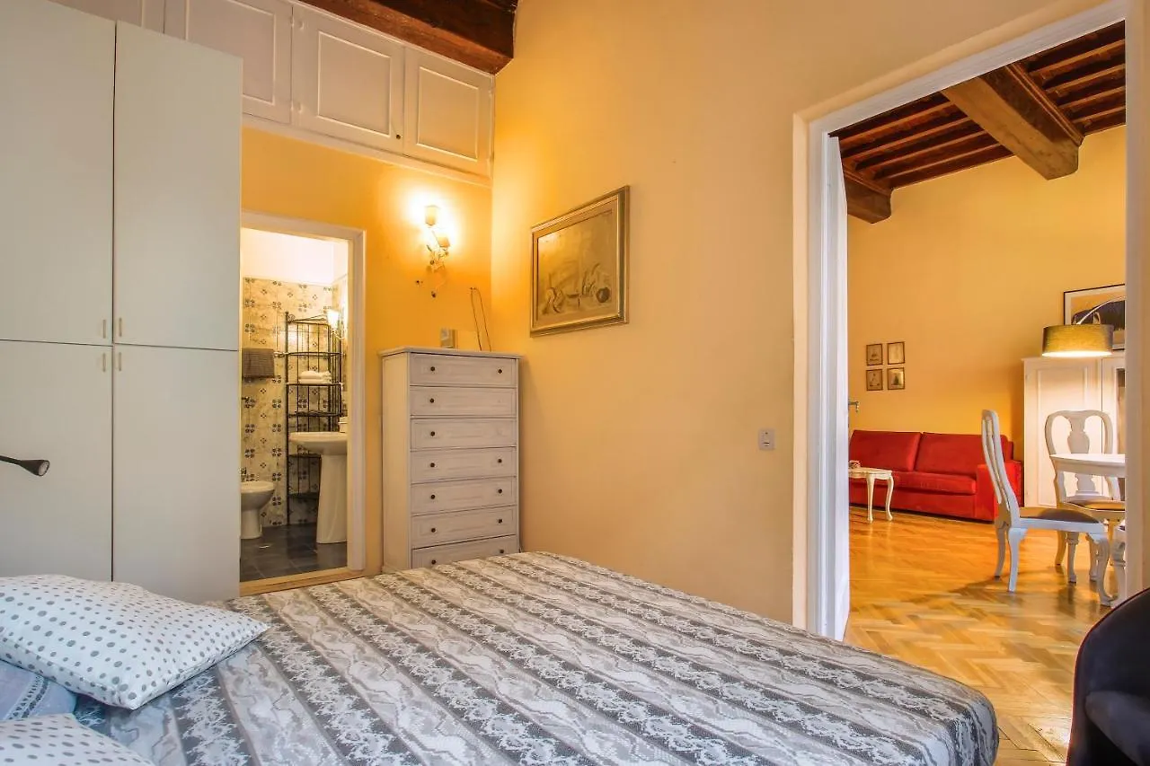 “Gem In Luxurious Street” Wi-Fi Appartamento Firenze